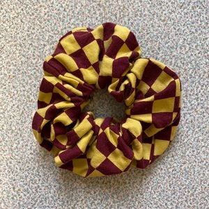 ARQ checkered scrunchie